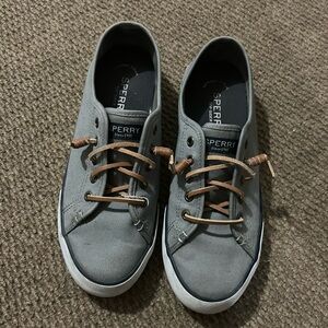 Sperry Women's Crest Vibe Canvas Sneakers, size 8, grey